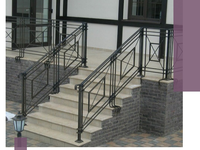 Перила для крыльца в Ирбите — монтаж, изготовление и установка