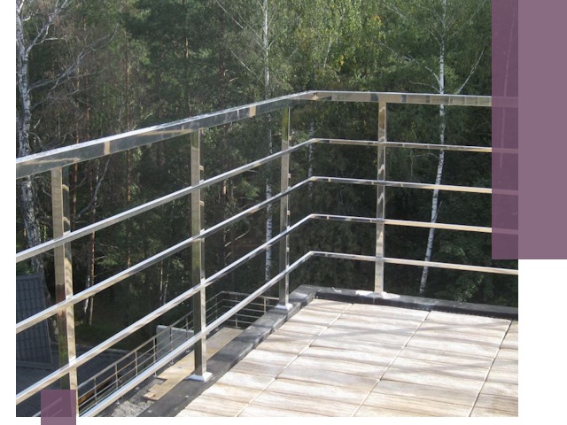 Парапеты из нержавеющей стали в Ирбите — изготовление и монтаж