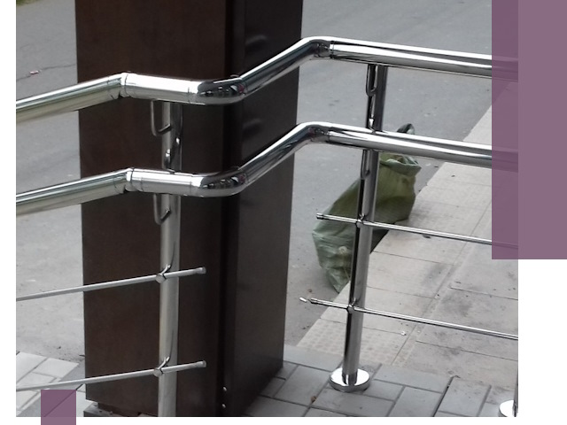 Монтаж поручней из нержавеющей стали в Ирбите качественно и быстро